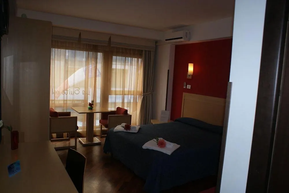 Catania Crossing B&B - Rooms & Comforts Italia