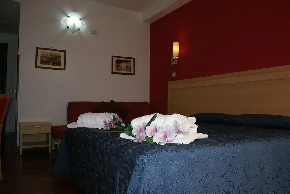 Bed & Breakfast Catania Crossing B&B - Rooms & Comforts