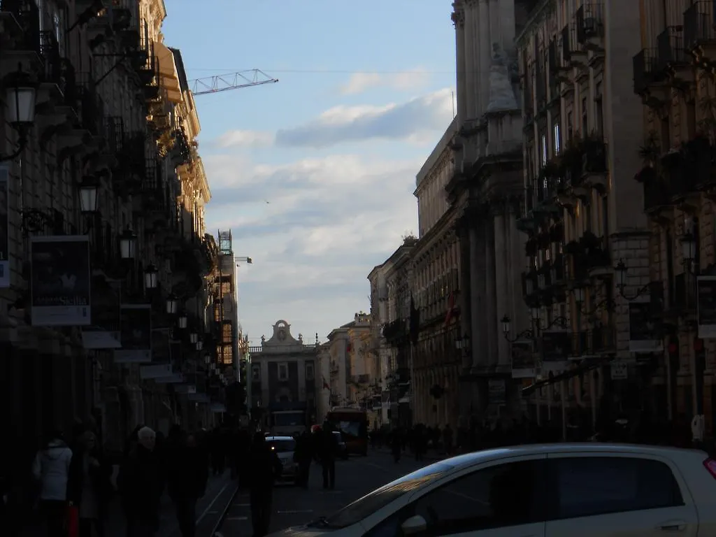 Catania Crossing B&B - Rooms & Comforts