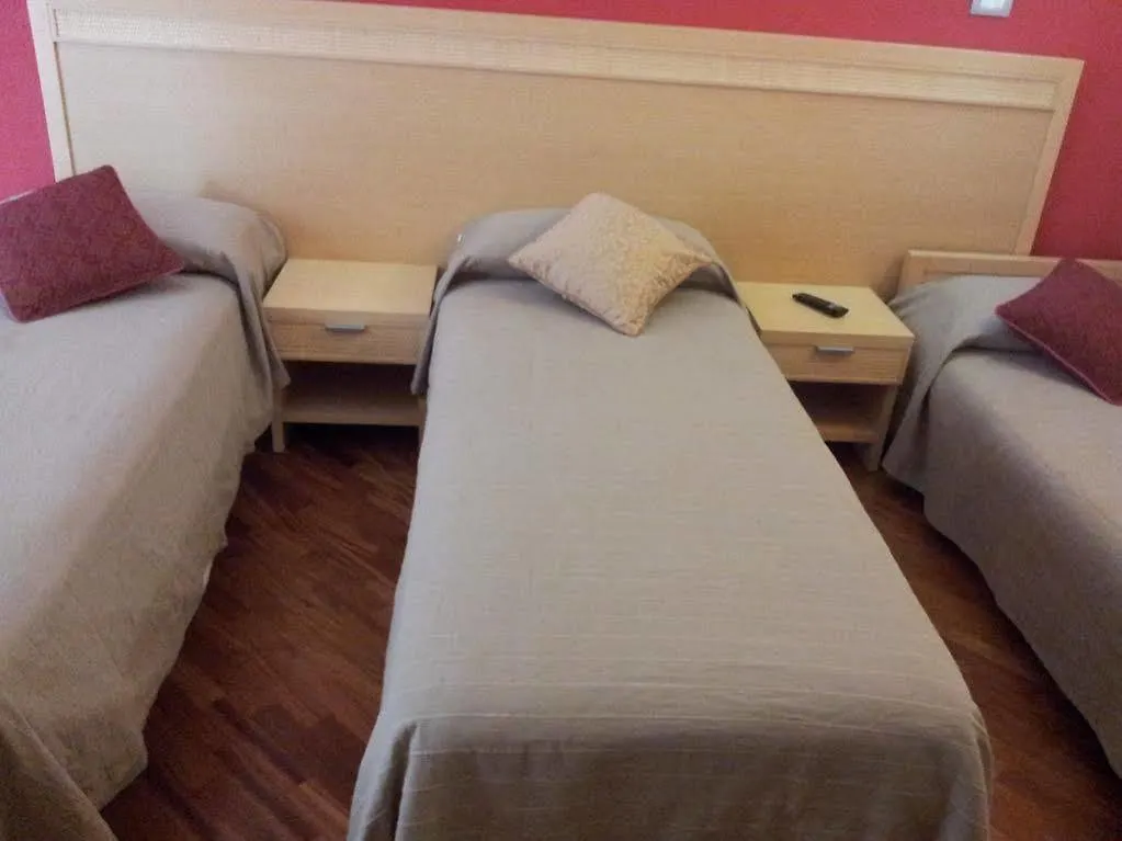 Catania Crossing B&B - Rooms & Comforts Italia